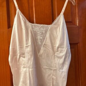 Vintage champagne pink cami, Thin Lace Trim, Pretty White Flower embroidery